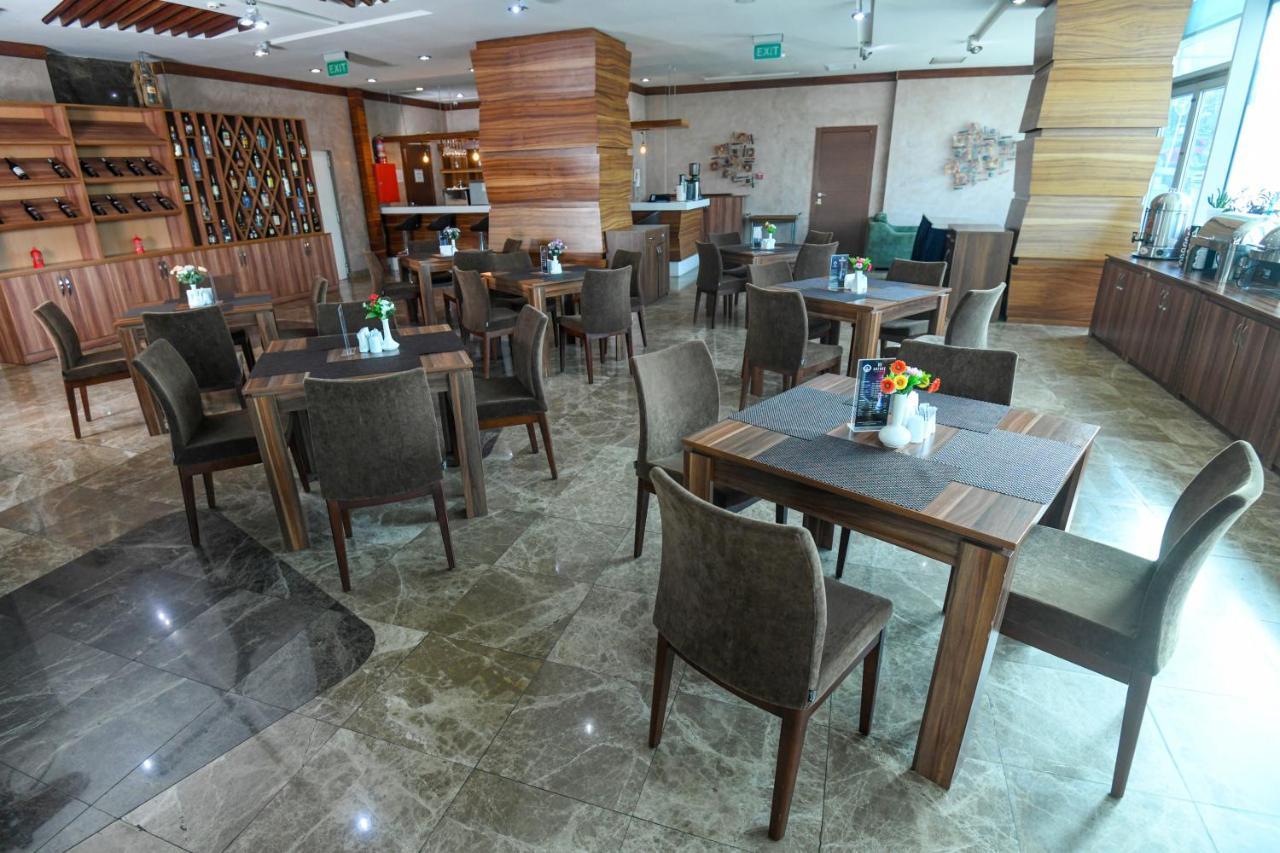 Avenue Hotel Baku By Smart Kültér fotó